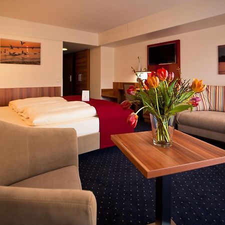 Hotel Knaus Am Hafen Uhldingen-Mühlhofen Eksteriør bilde