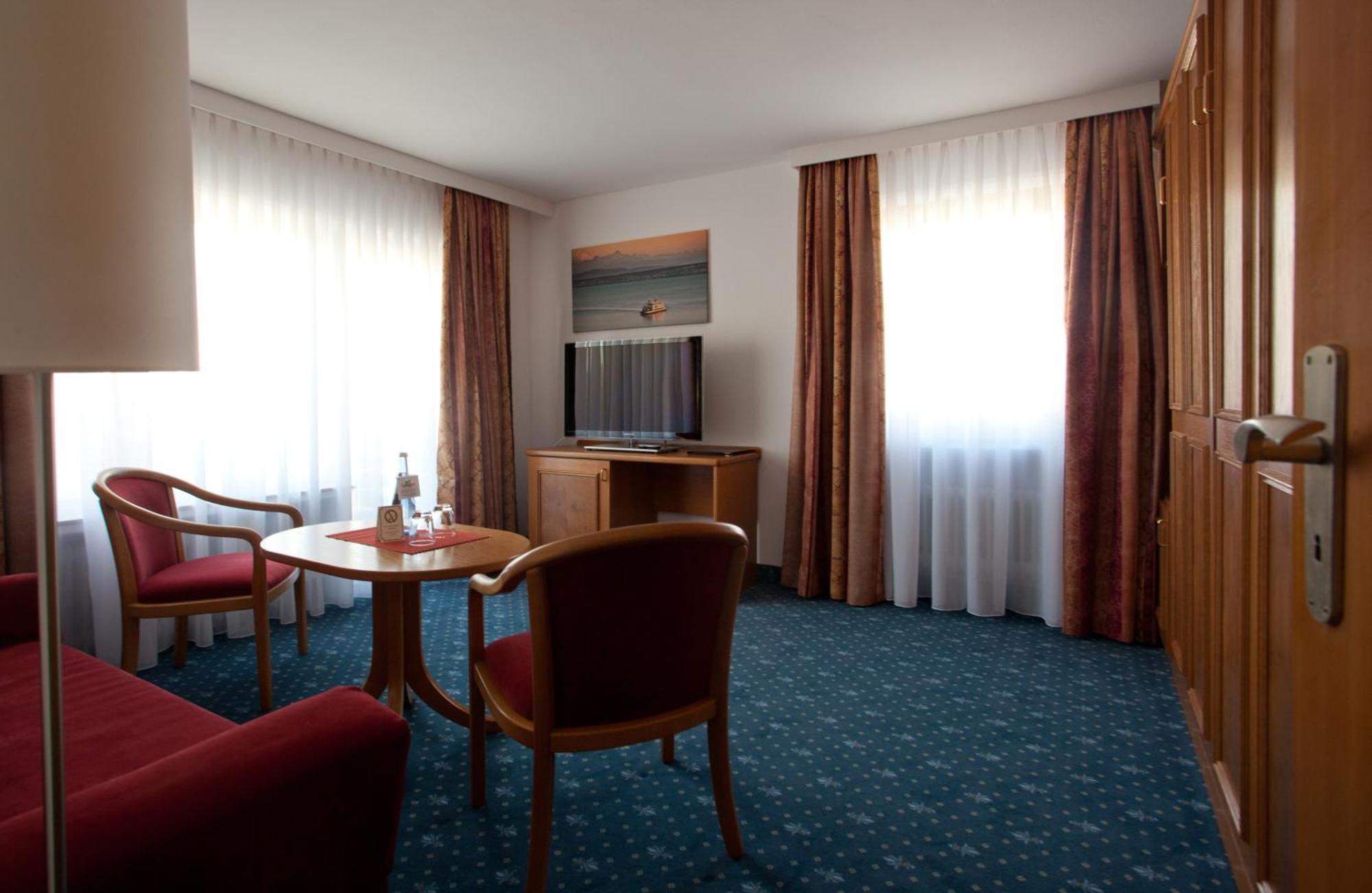 Hotel Knaus Am Hafen Uhldingen-Mühlhofen Rom bilde